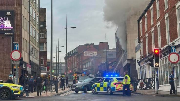 Four fire engines' battle Hanley blaze