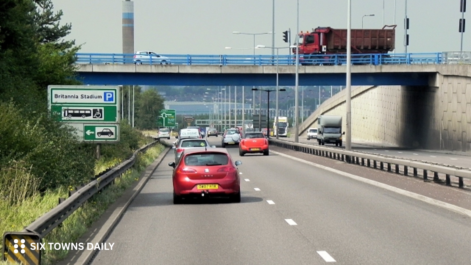 Crash causes delays on A50 in Stoke-on-Trent